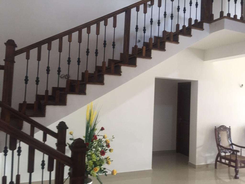 Hasara Villa One Polgasowita Ngoại thất bức ảnh